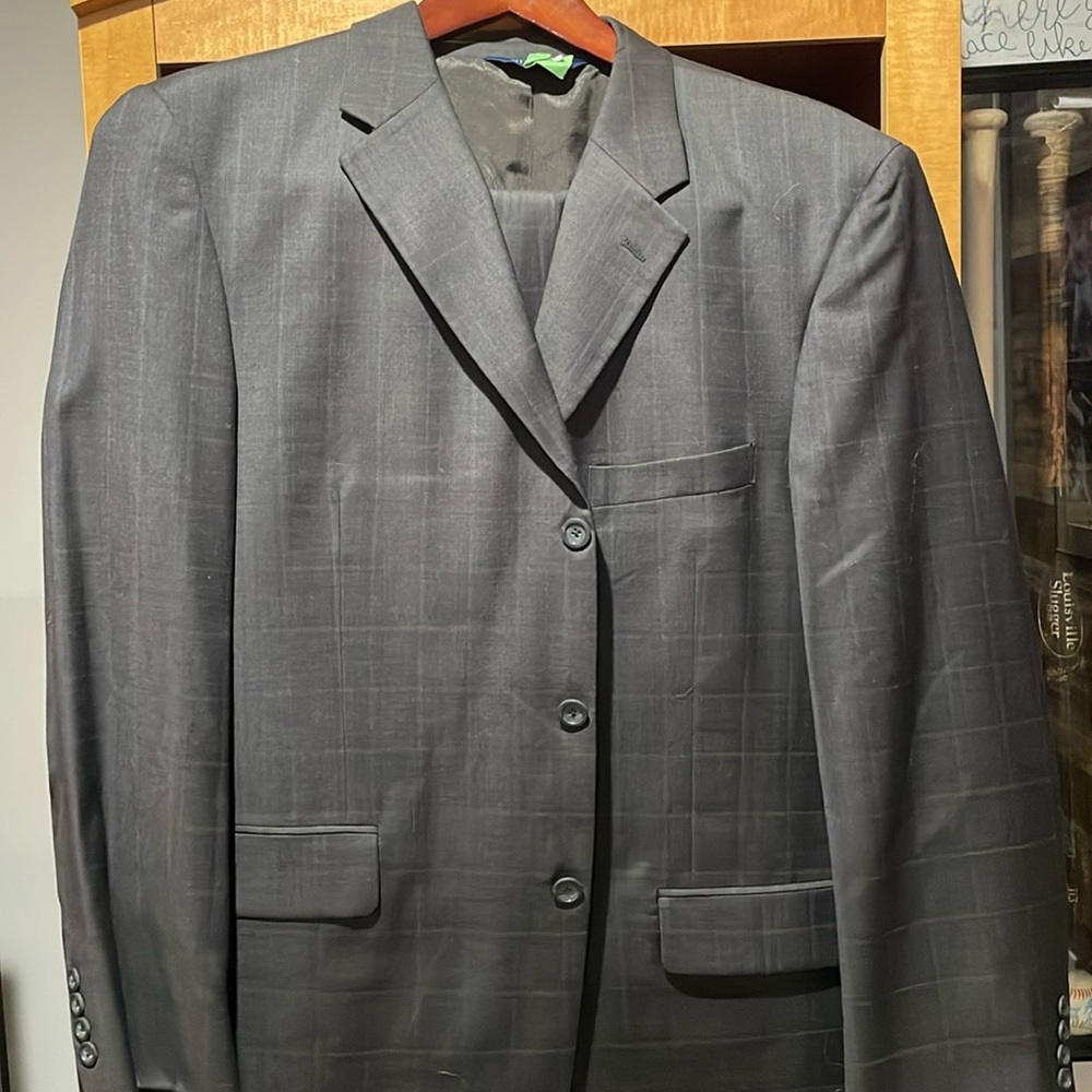 Men’s Stafford suit
